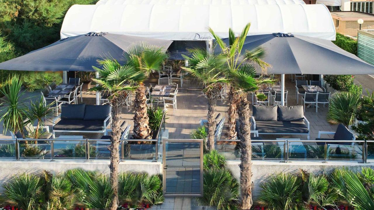 Hotel Delaville Frontemare Lido di Jesolo Buitenkant foto
